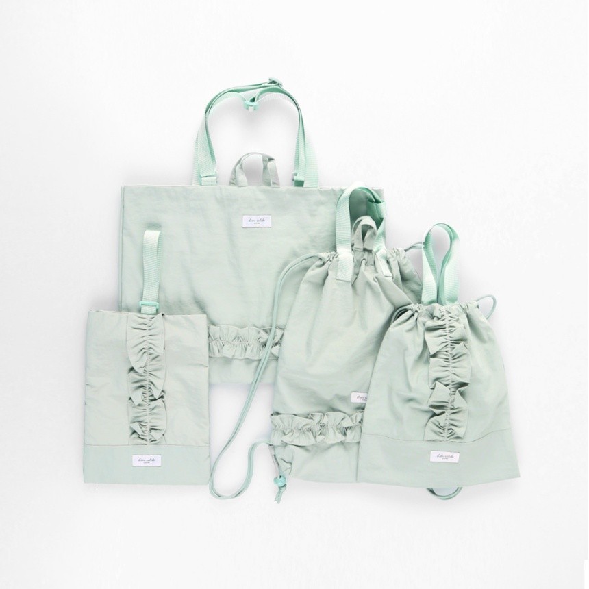 ライトグリーン