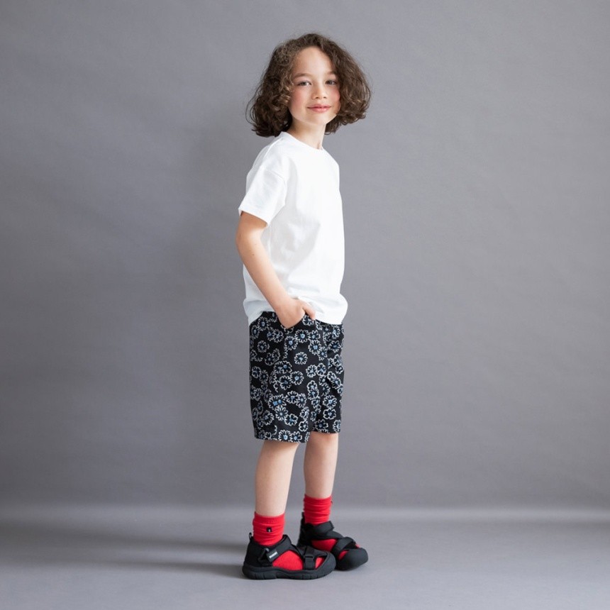 91:ブラック_小花