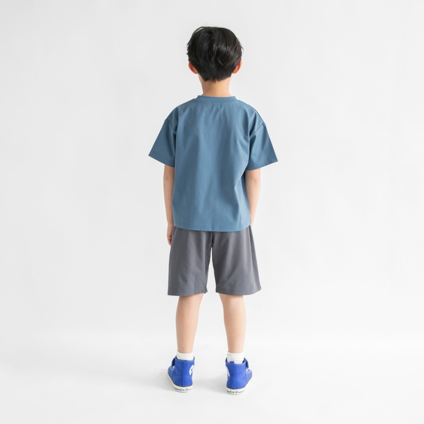 チャコールグレー