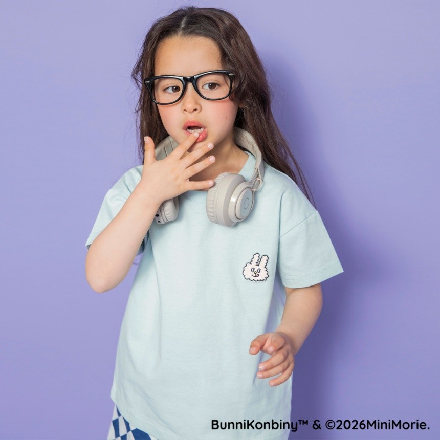 ライトグリーン