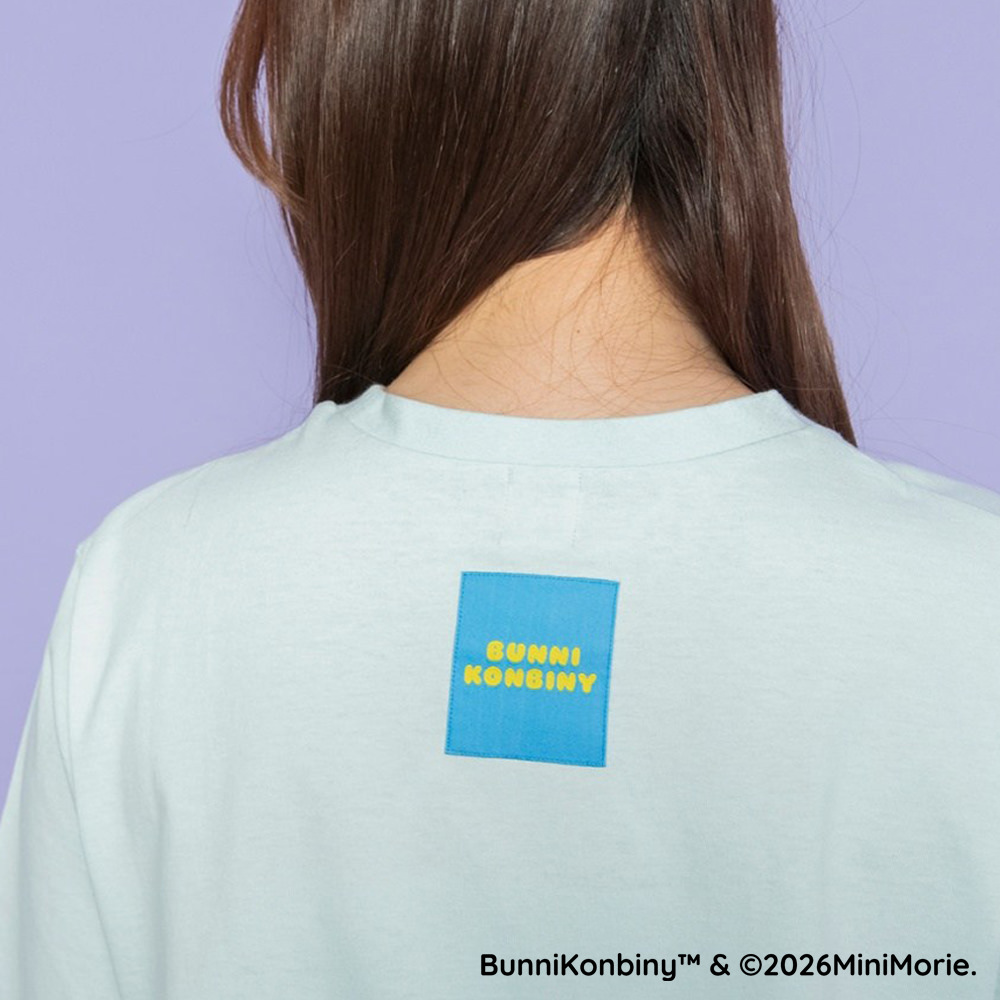 ライトグリーン