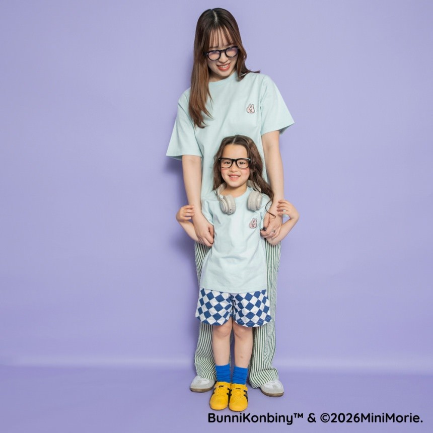 ライトグリーン