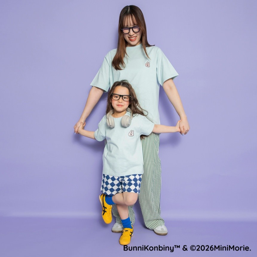 ライトグリーン