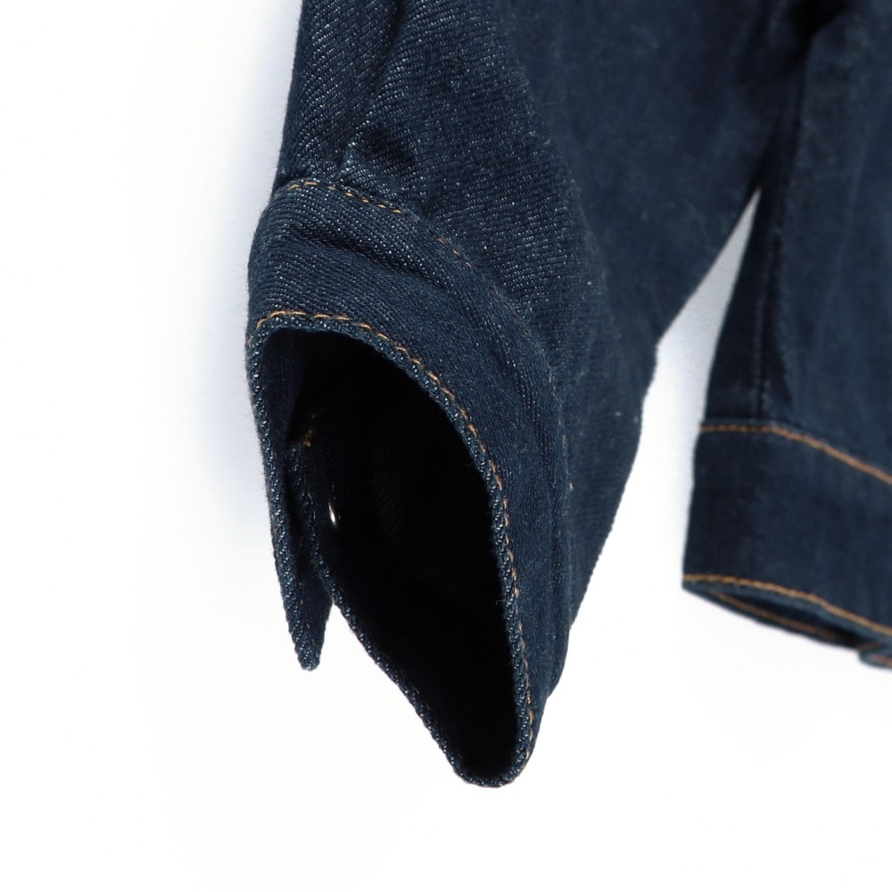 ネイビーブルー