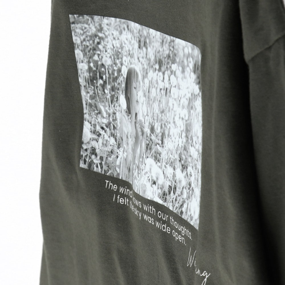 チャコールグレー