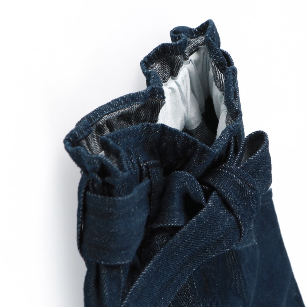 ネイビーブルー