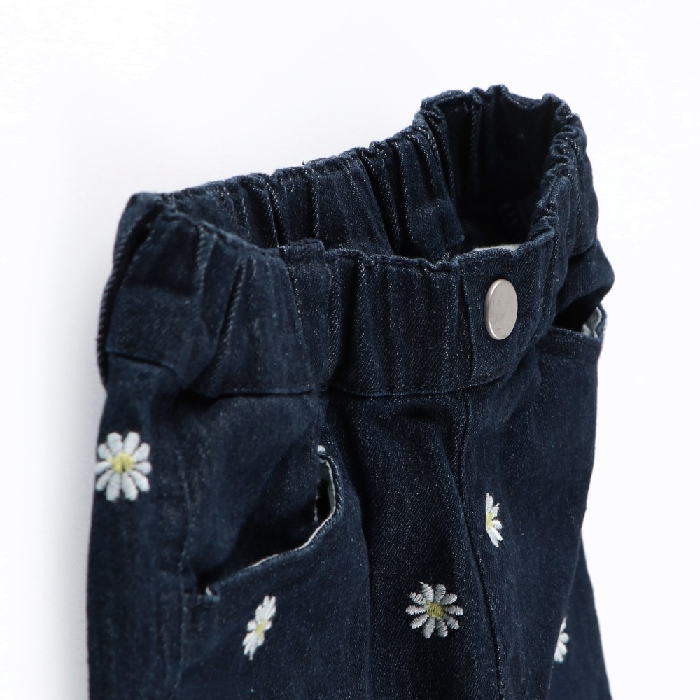 ネイビーブルー