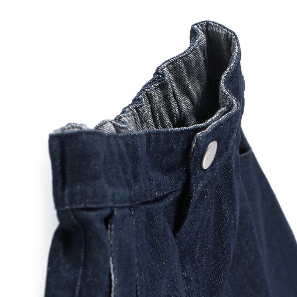 ネイビーブルー