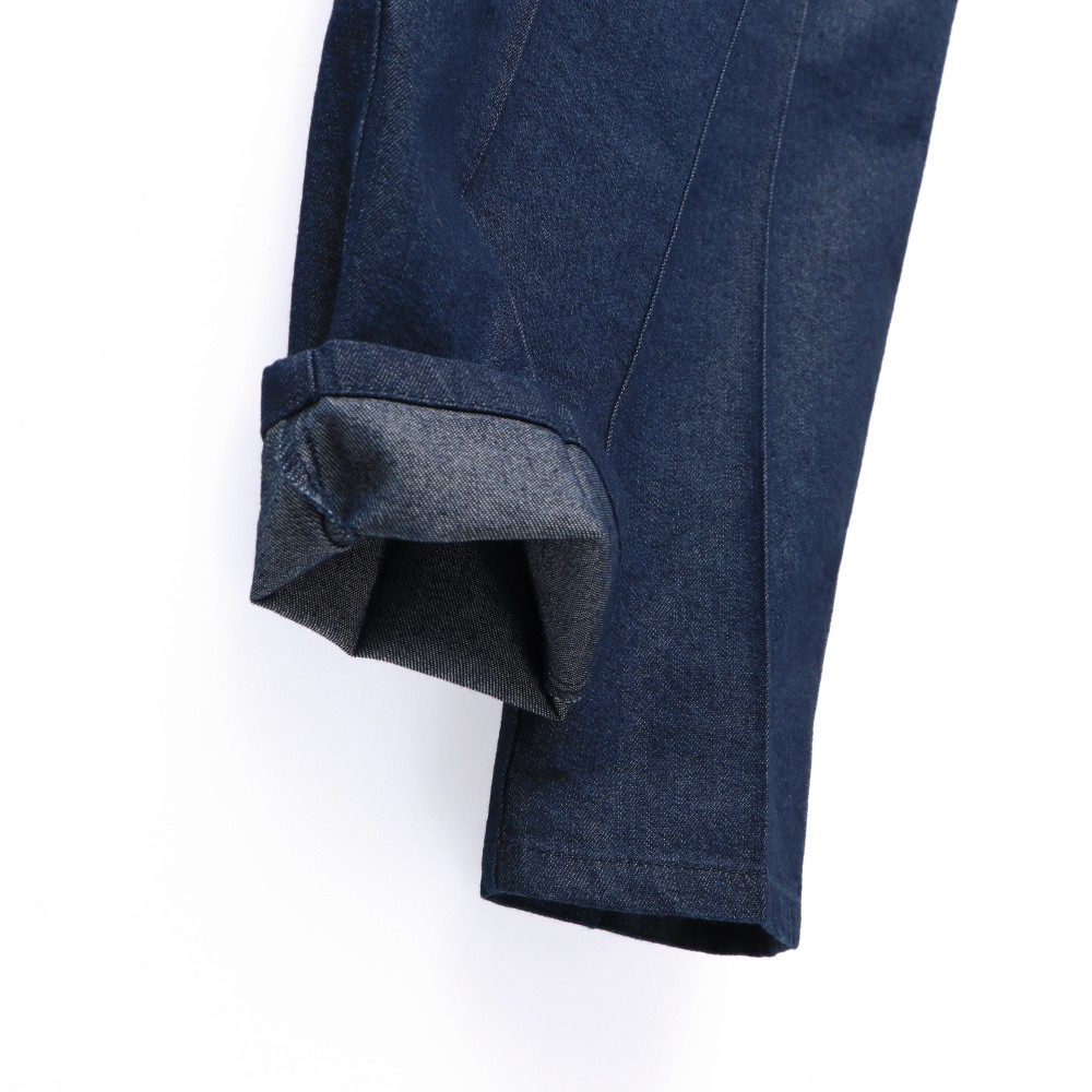 ネイビーブルー