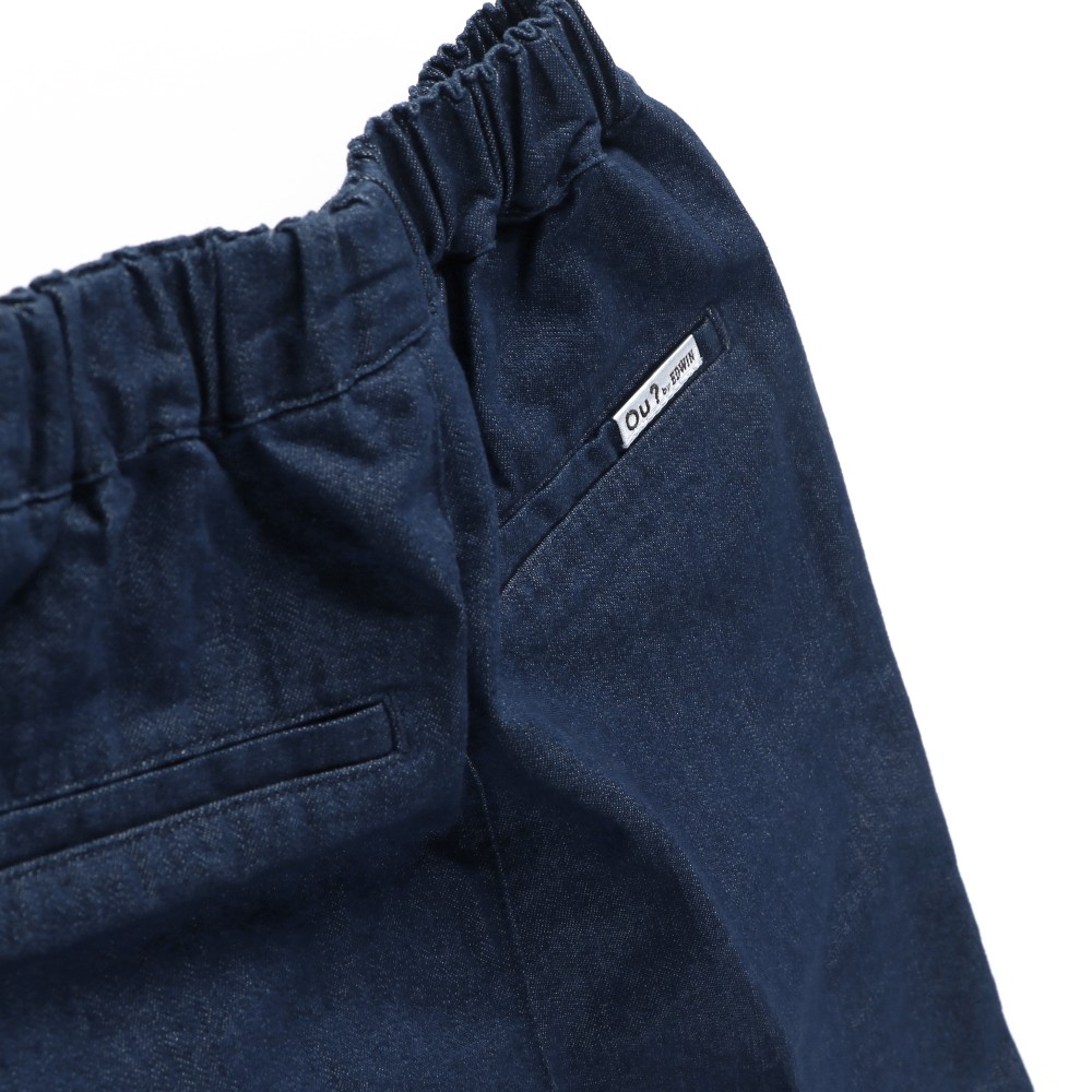 ネイビーブルー