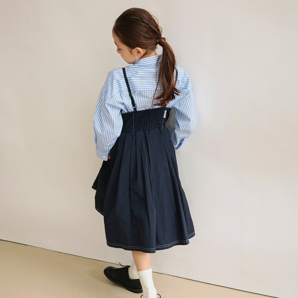 ネイビーブルー