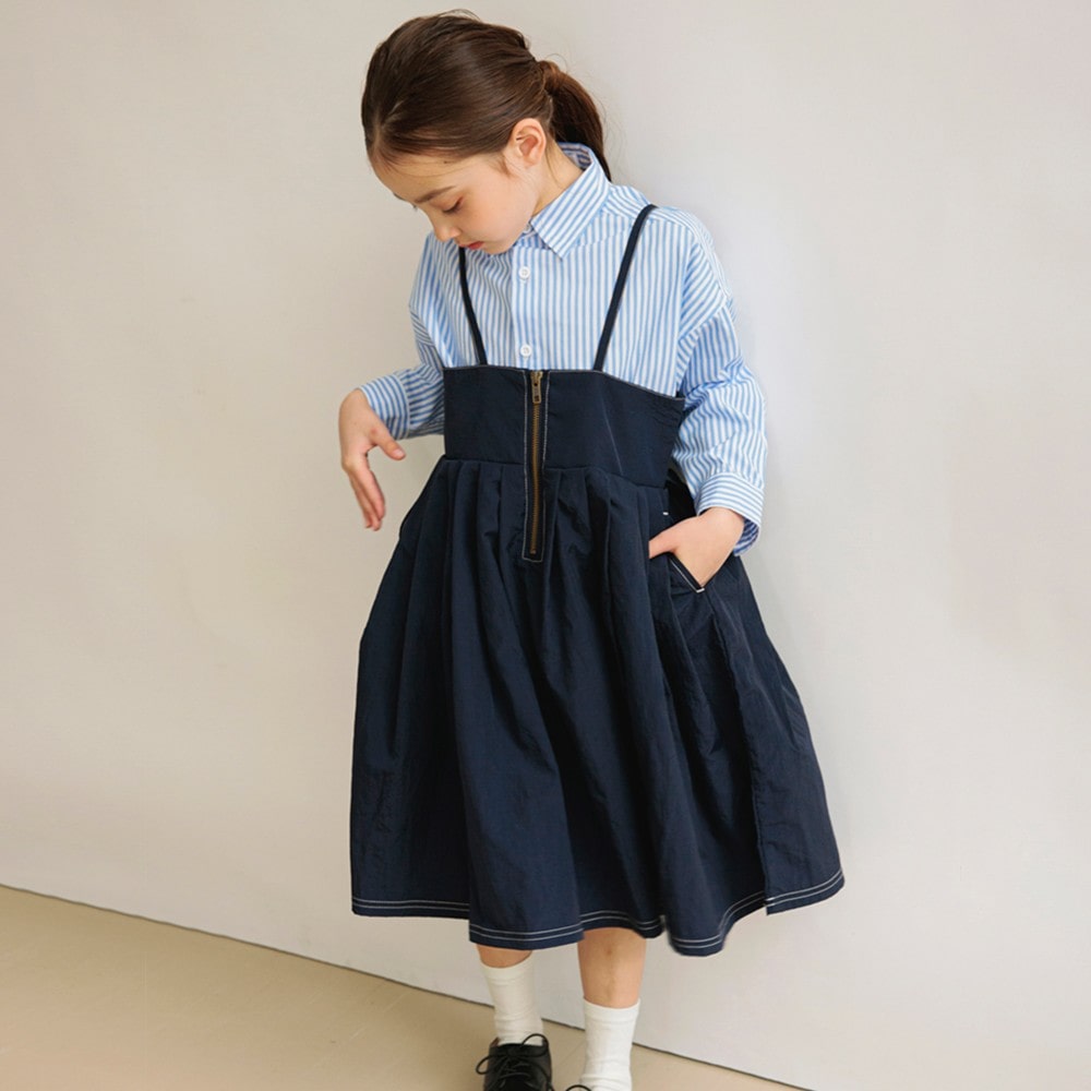 ネイビーブルー