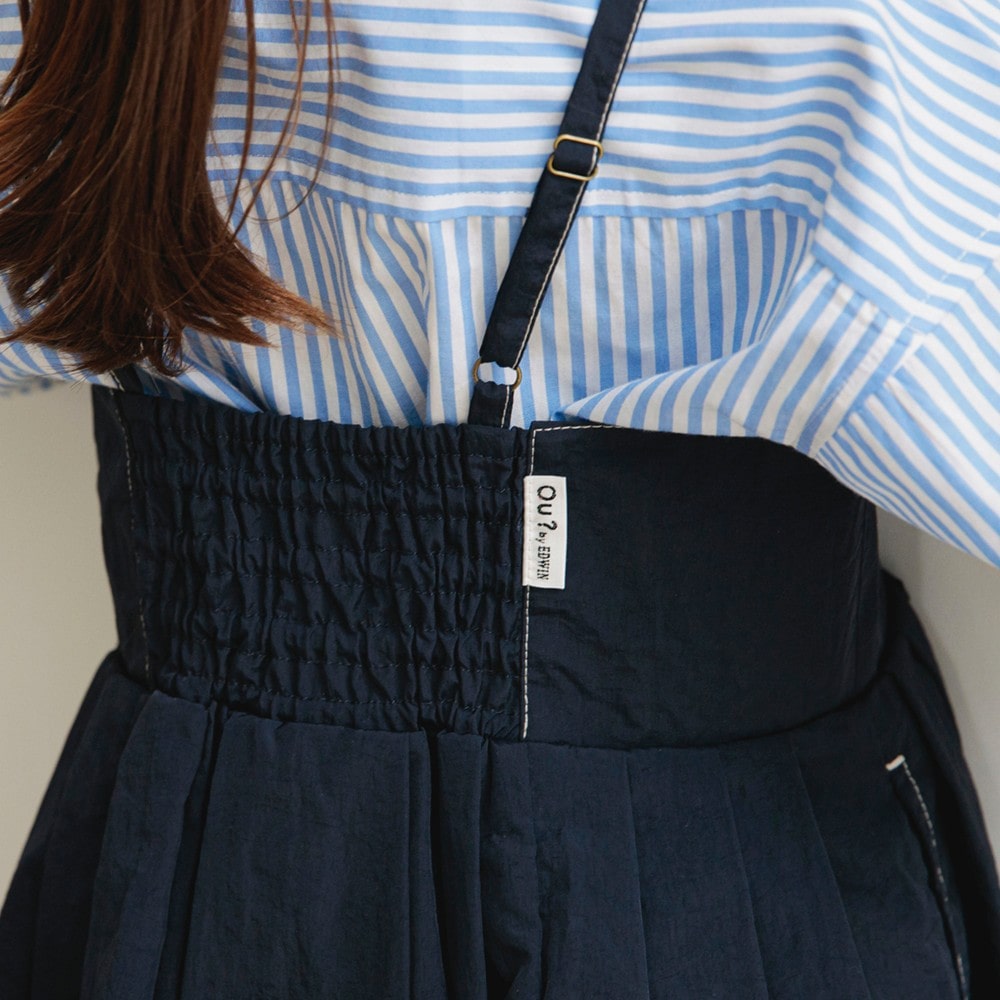 ネイビーブルー