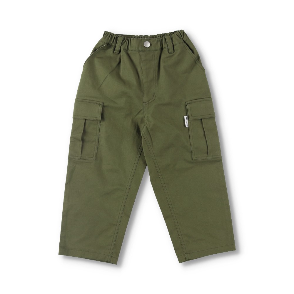 カーキグリーン