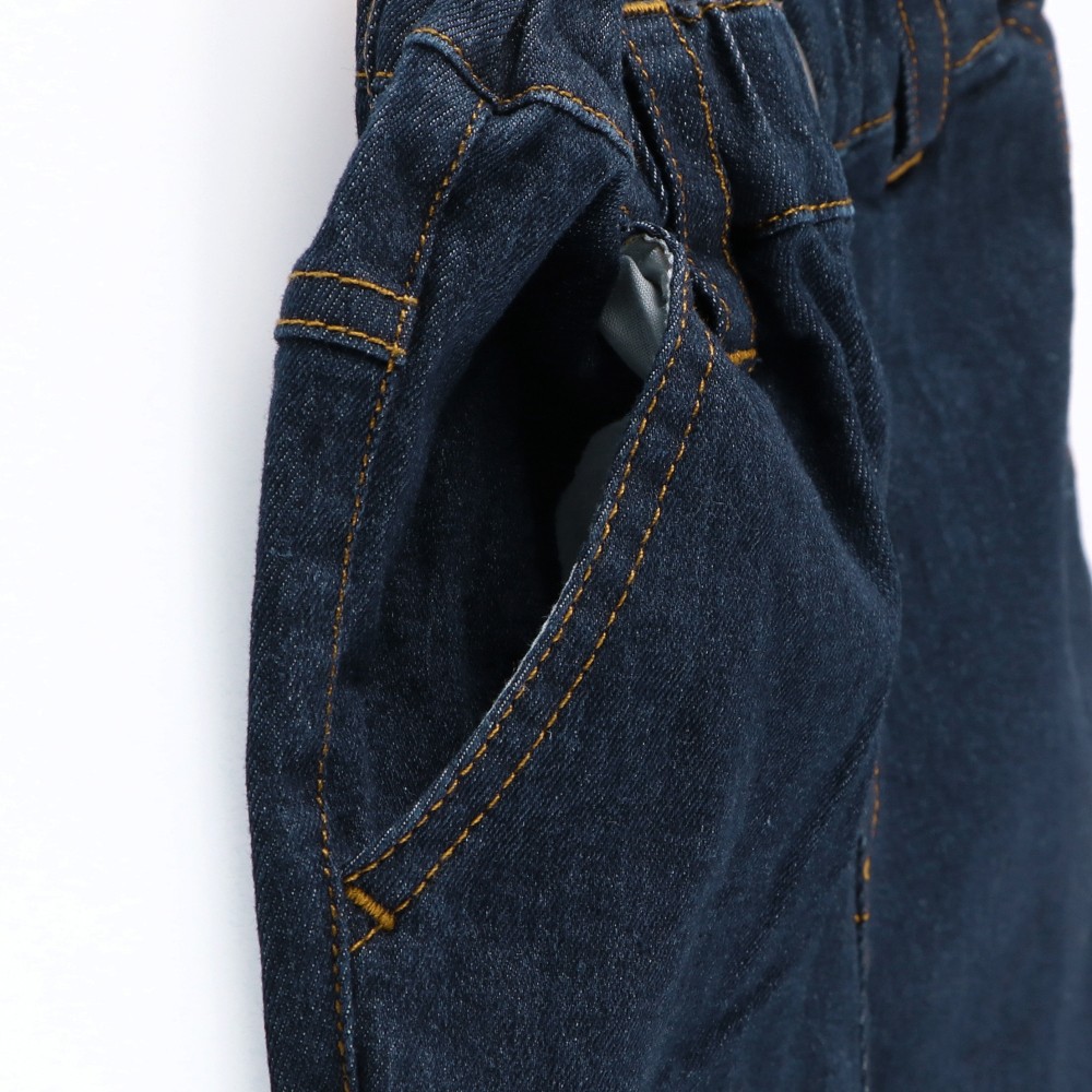 ネイビーブルー