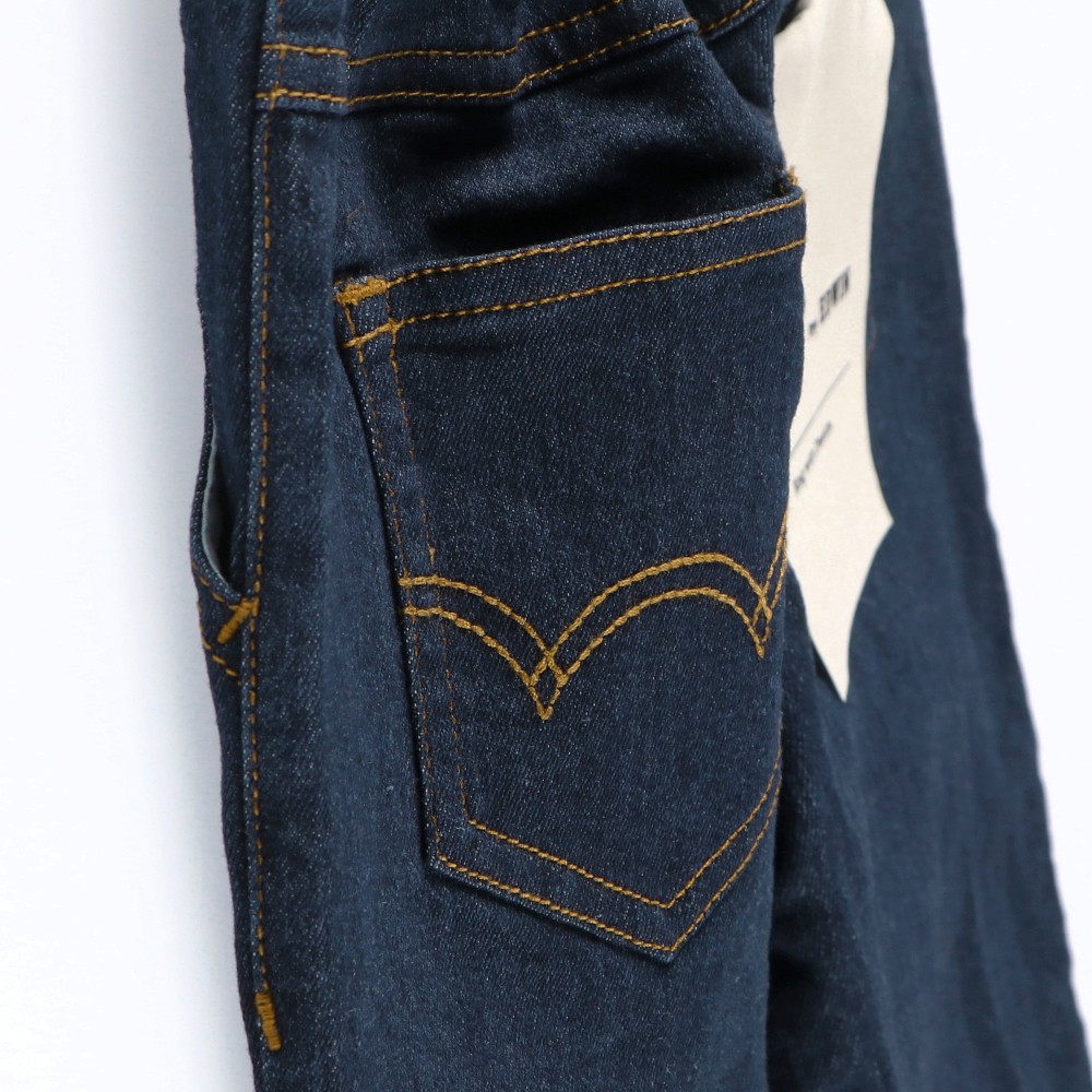 ネイビーブルー