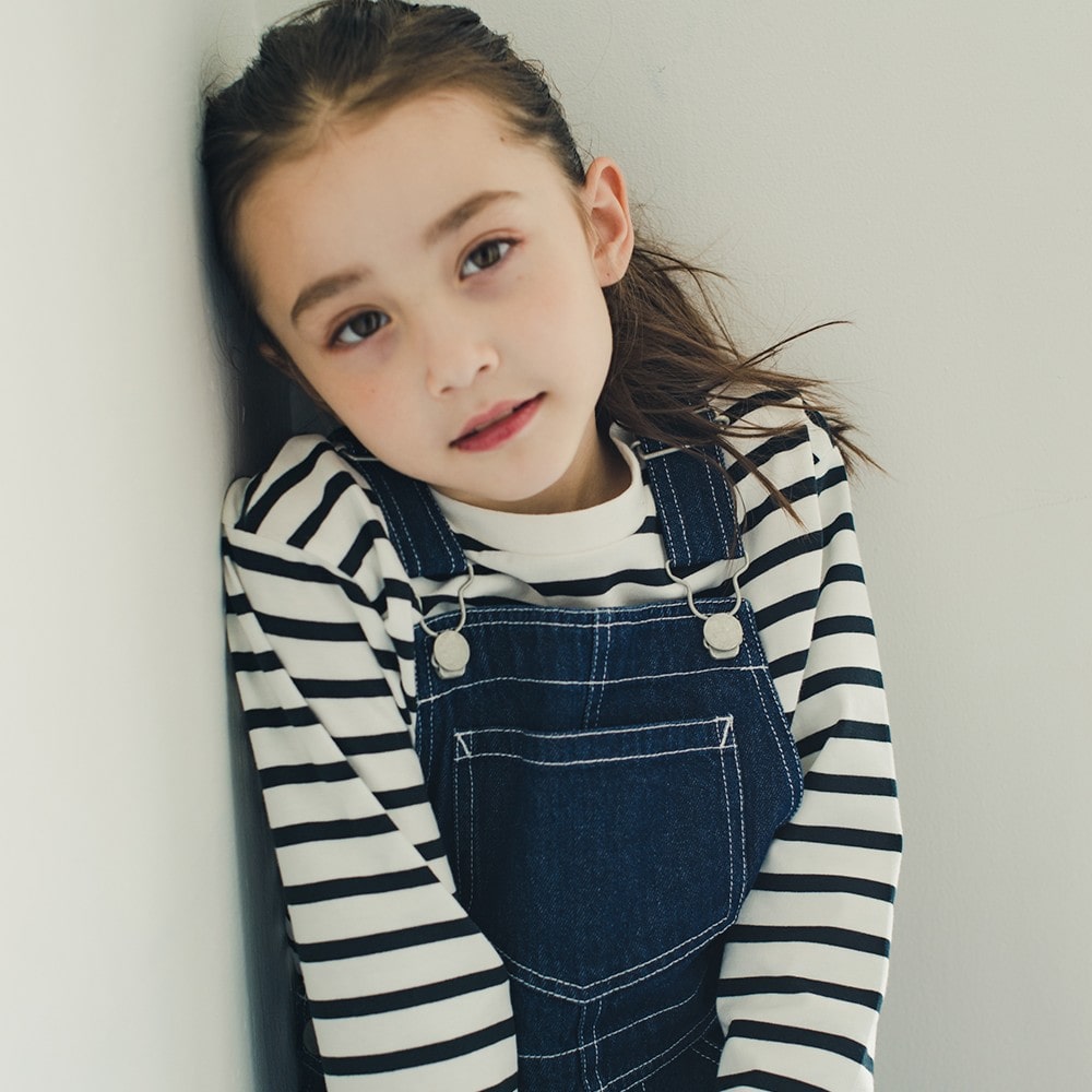 ネイビーブルー