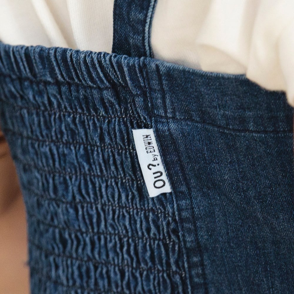 ネイビーブルー