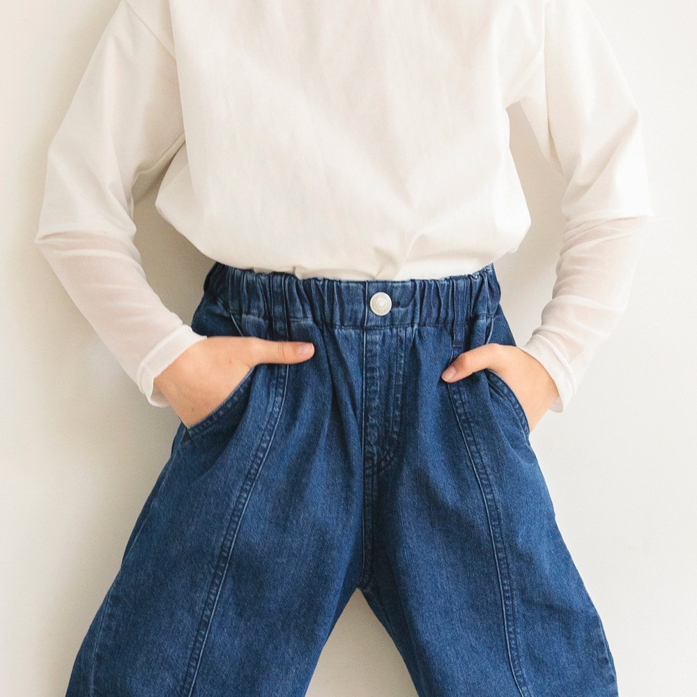 ネイビーブルー