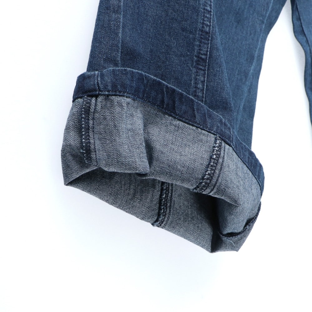 ネイビーブルー