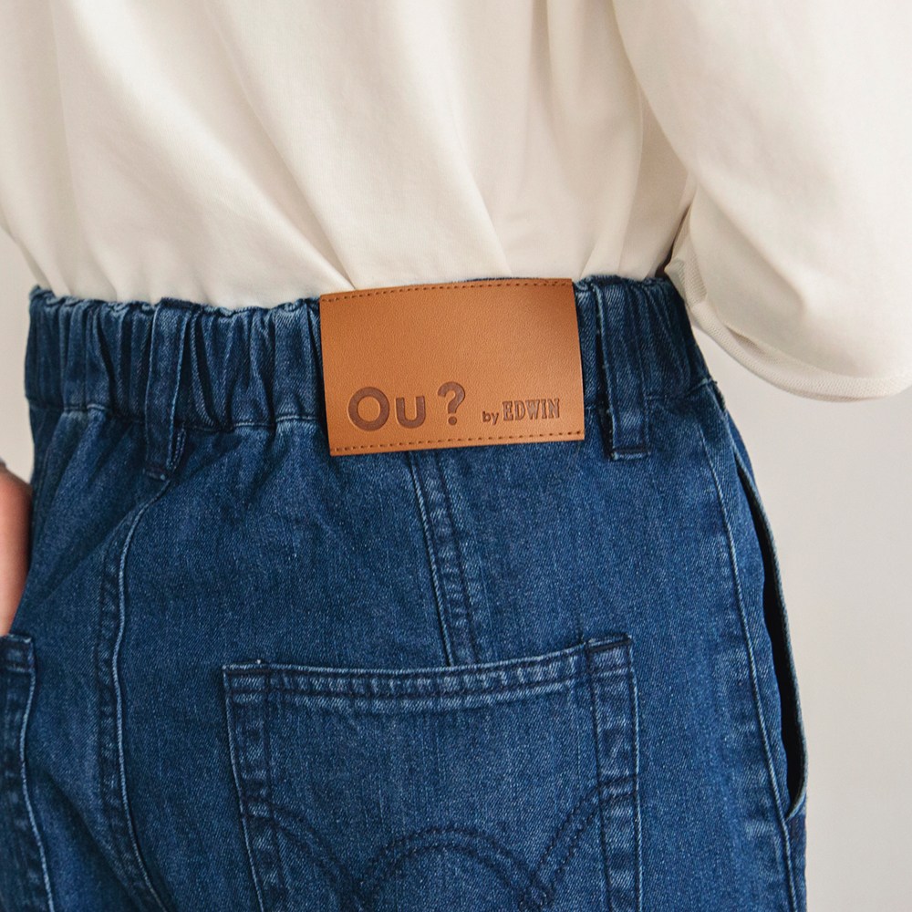 ネイビーブルー