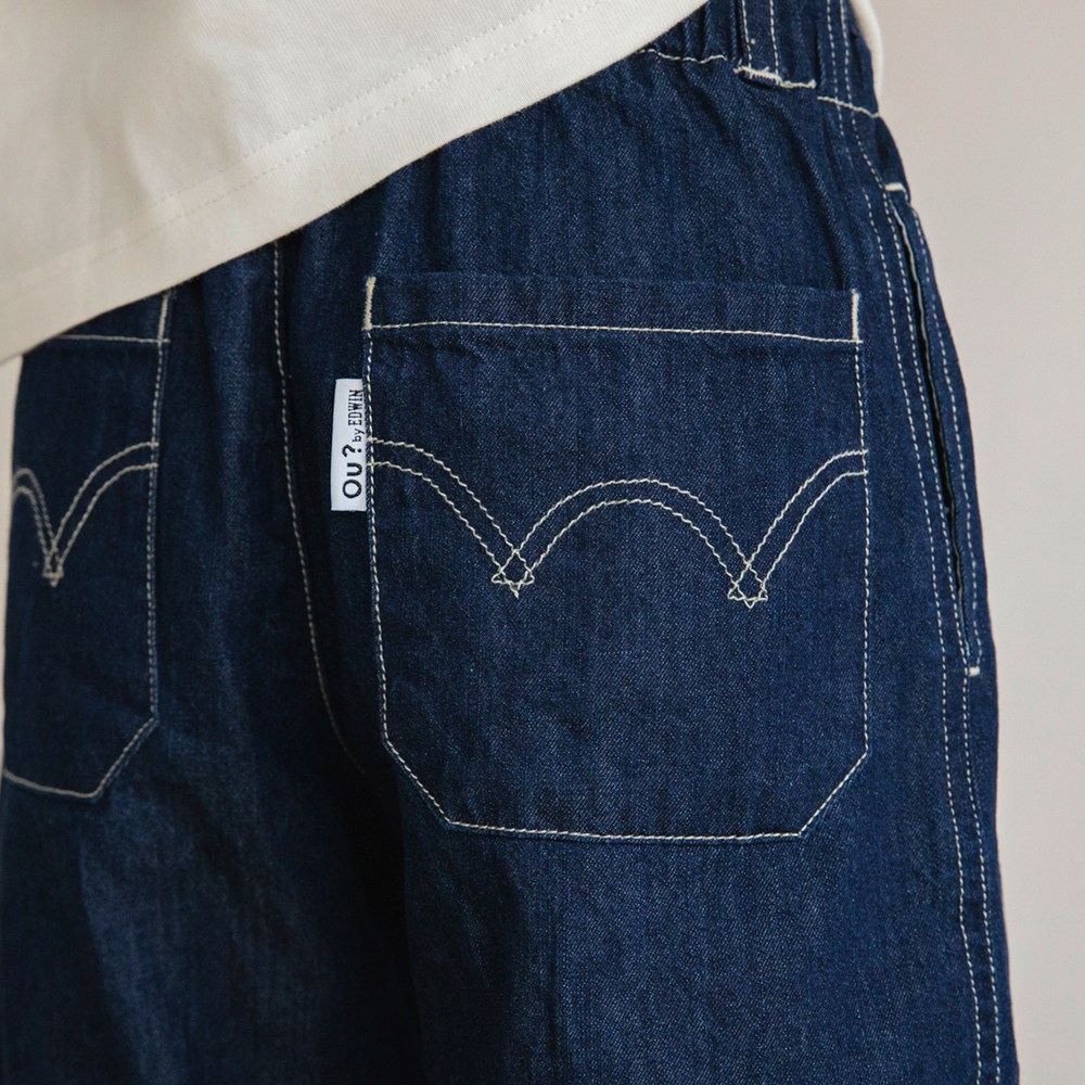 ネイビーブルー