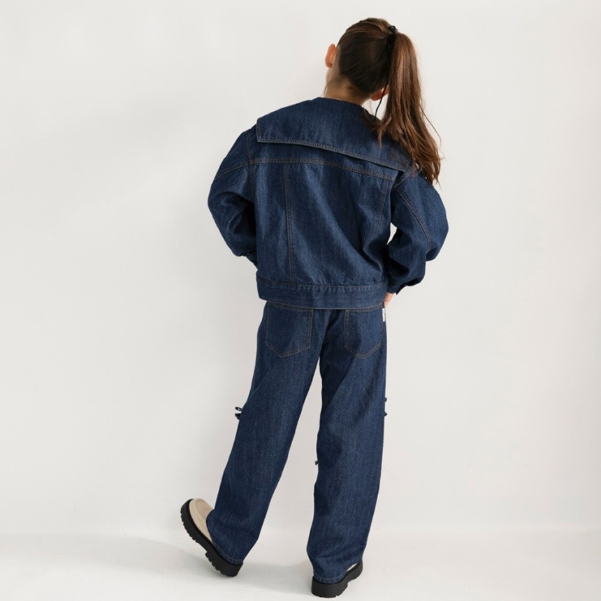 ネイビーブルー