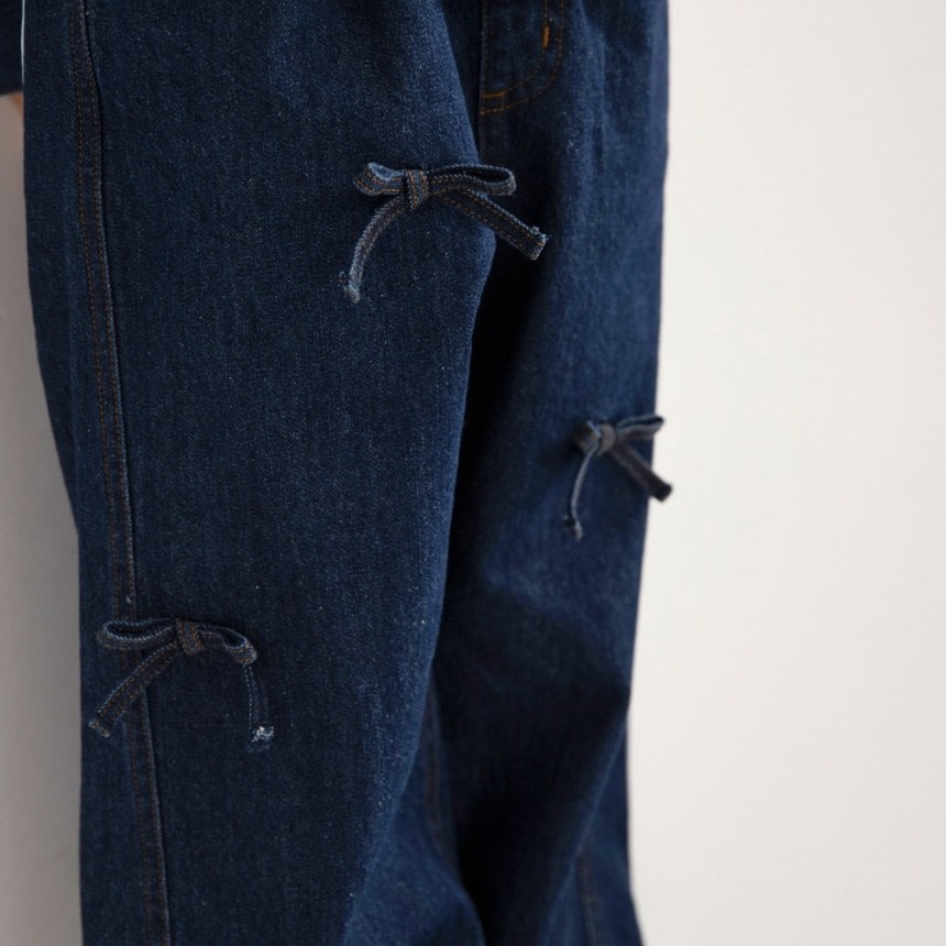 ネイビーブルー