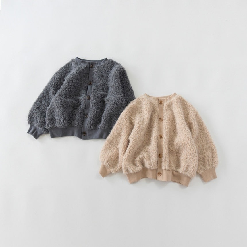 チャコールグレー