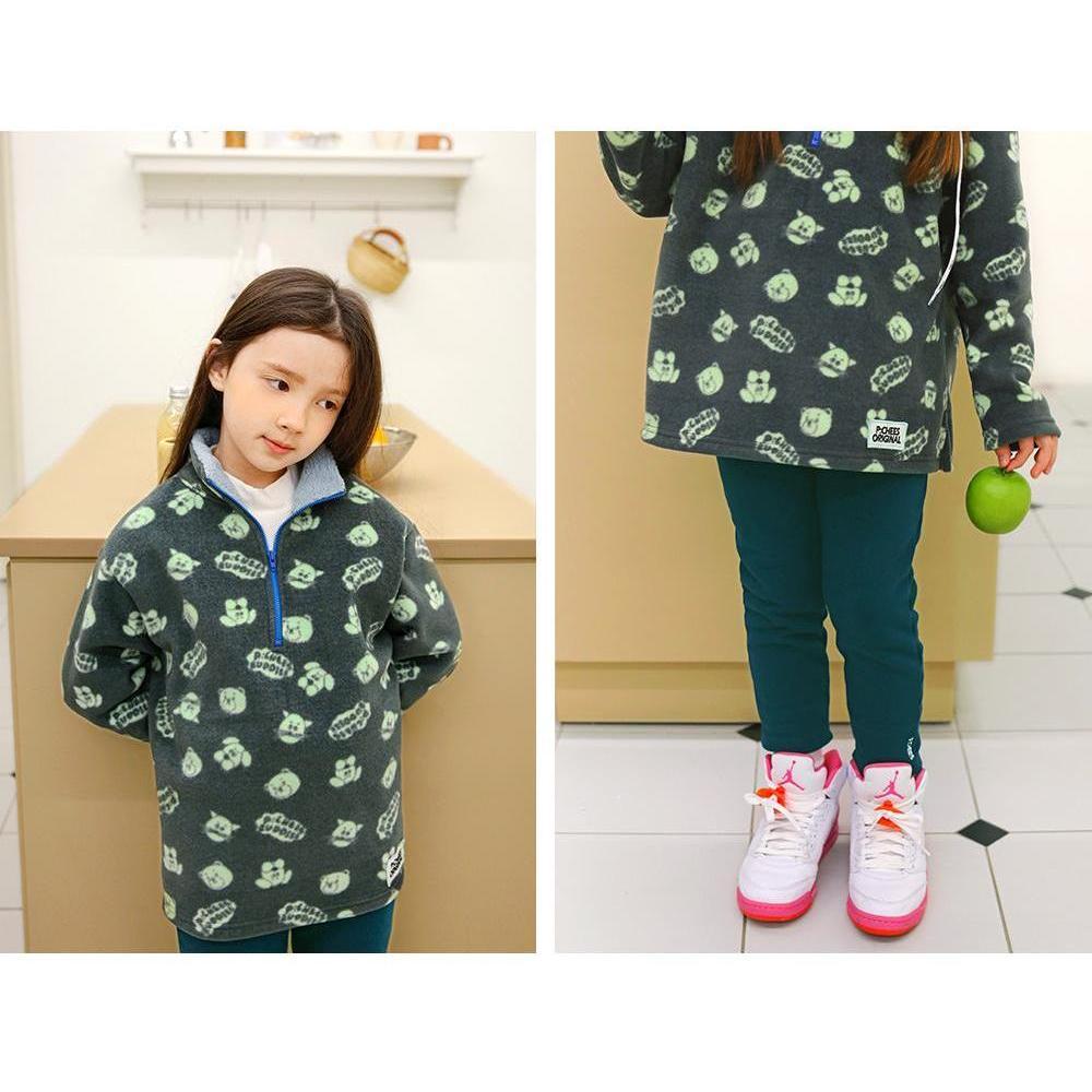 チャコールグレー