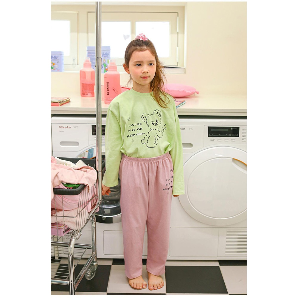 ライトグリーン