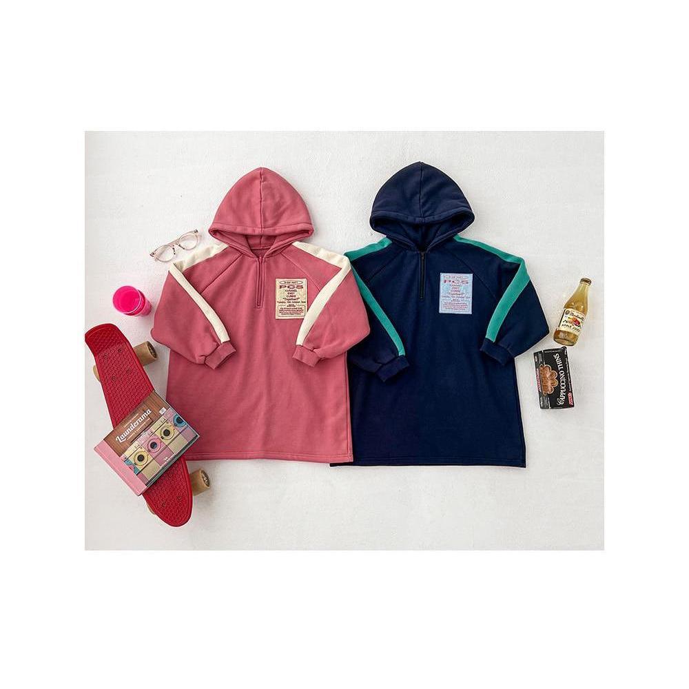 ネイビーブルー