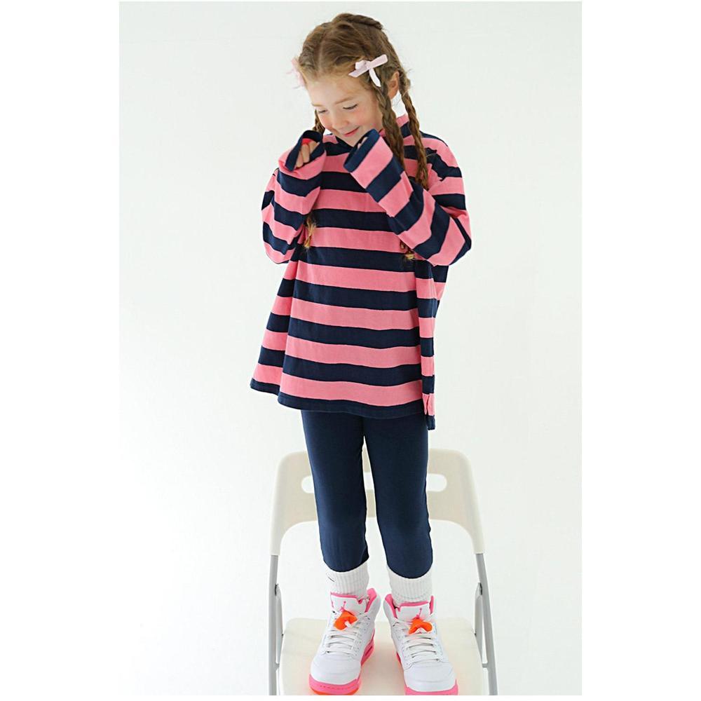 ネイビーブルー