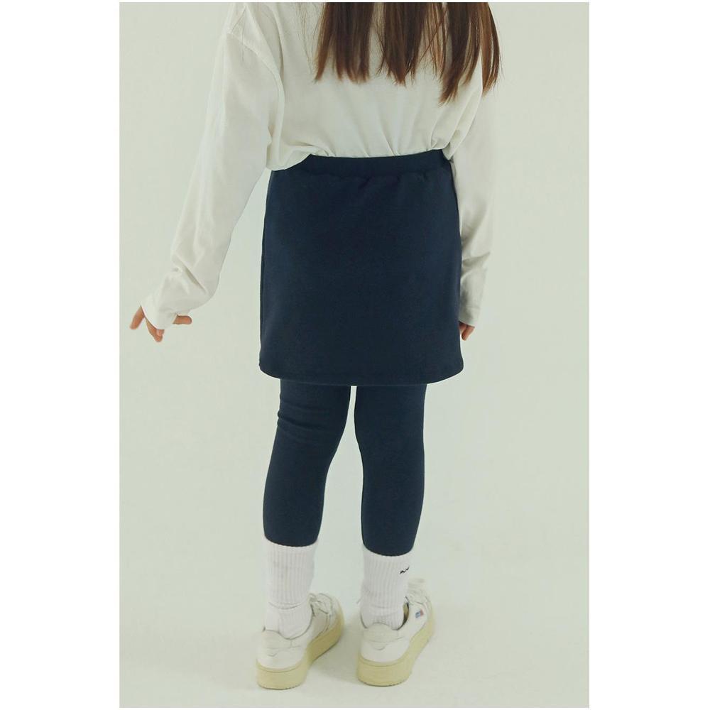 ネイビーブルー