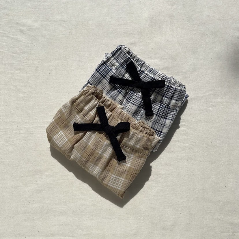 ネイビーブルー