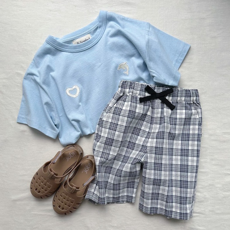 ネイビーブルー