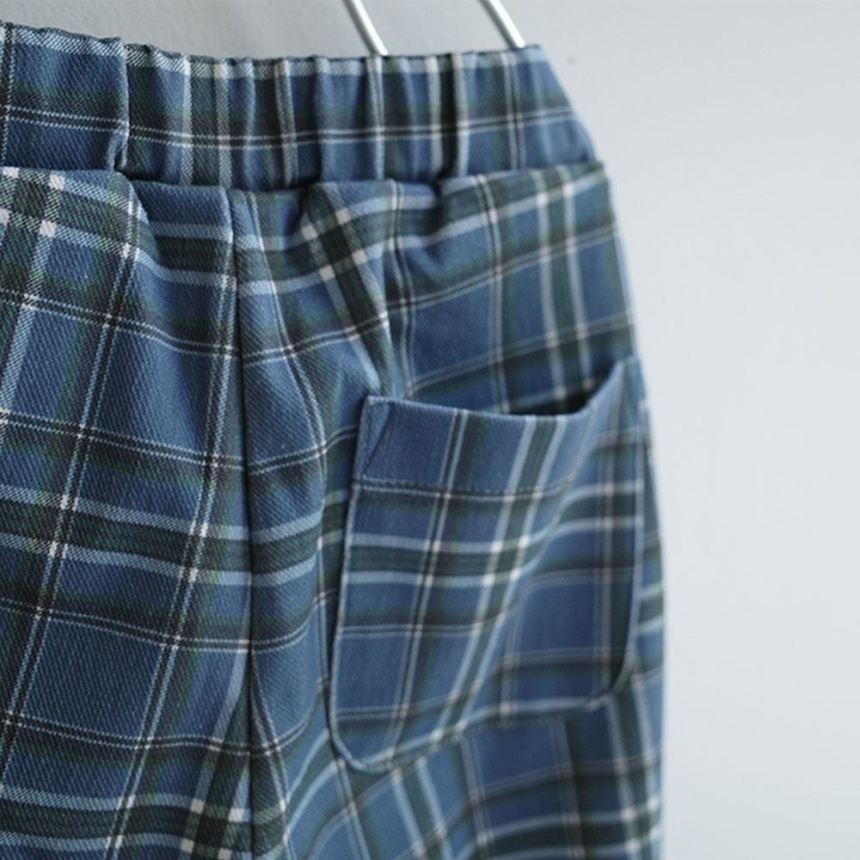 ネイビーブルー