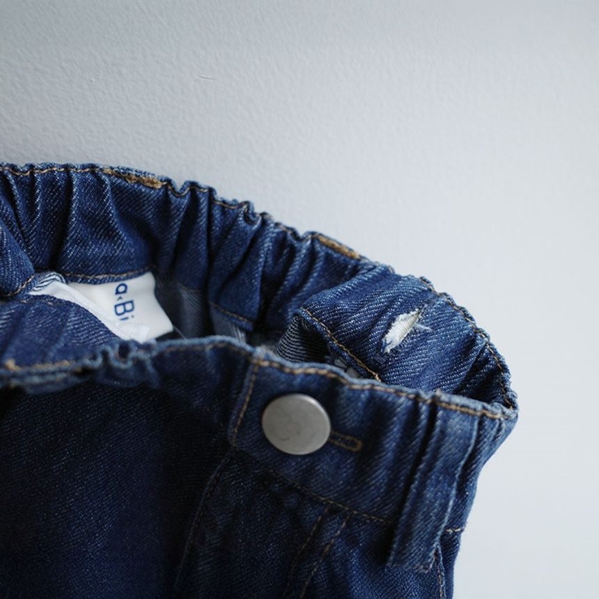 ネイビーブルー