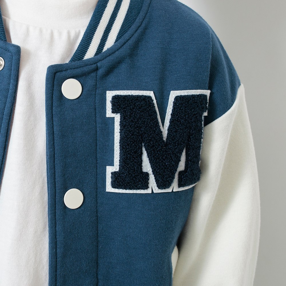 ネイビーブルー