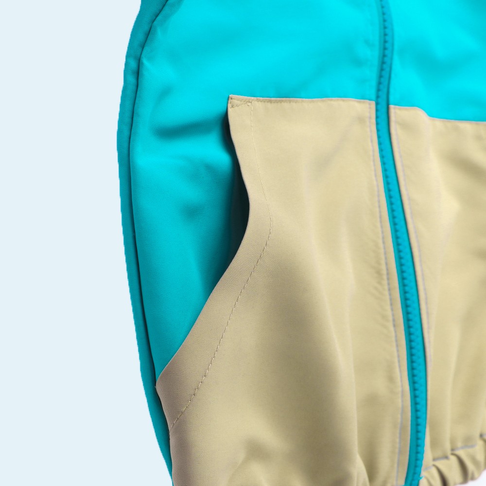 ターコイズブルー