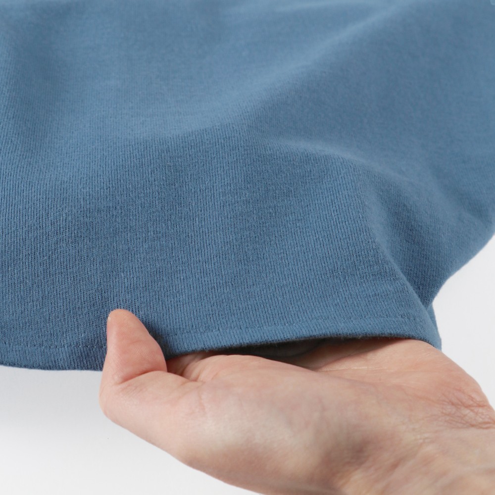 ネイビーブルー