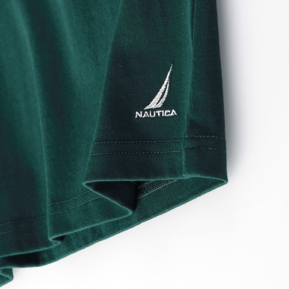 ダークグリーン