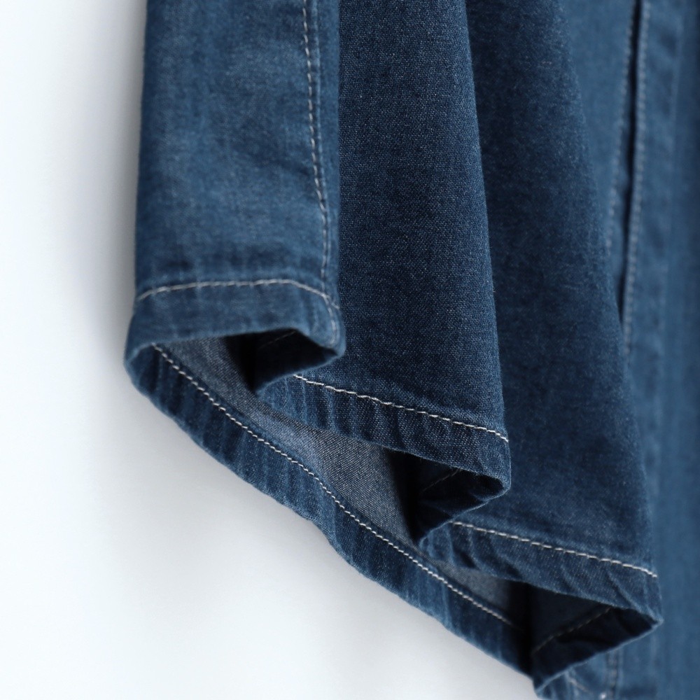 ネイビーブルー