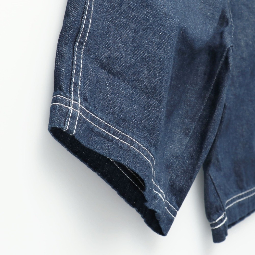 ネイビーブルー