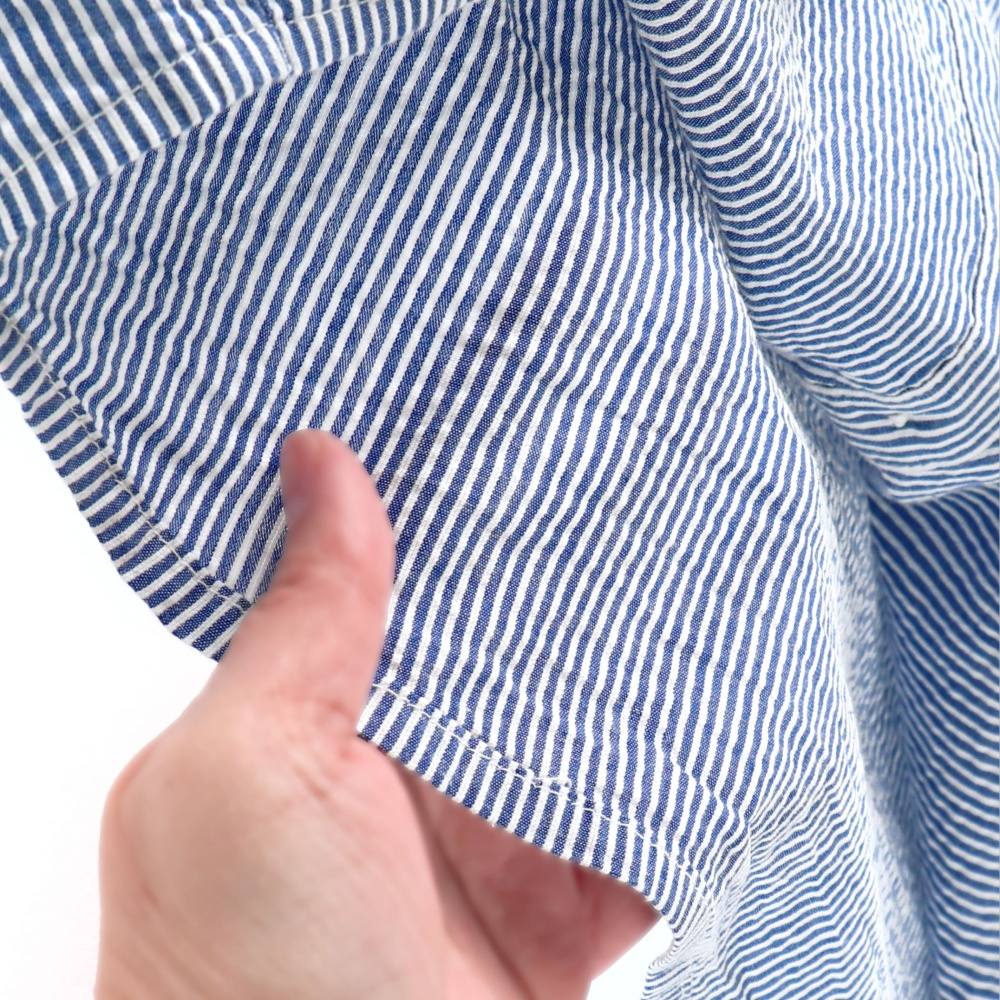 ネイビーブルー