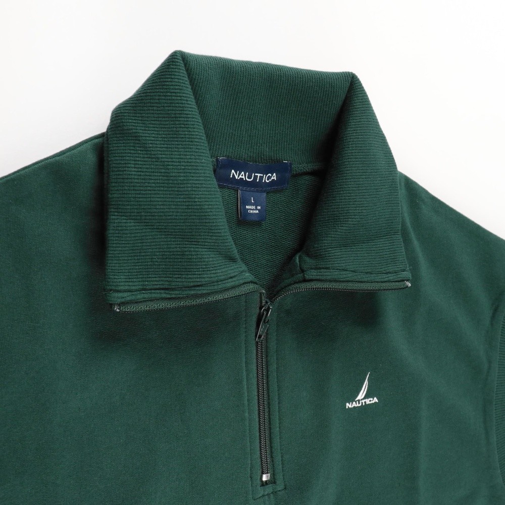 ダークグリーン