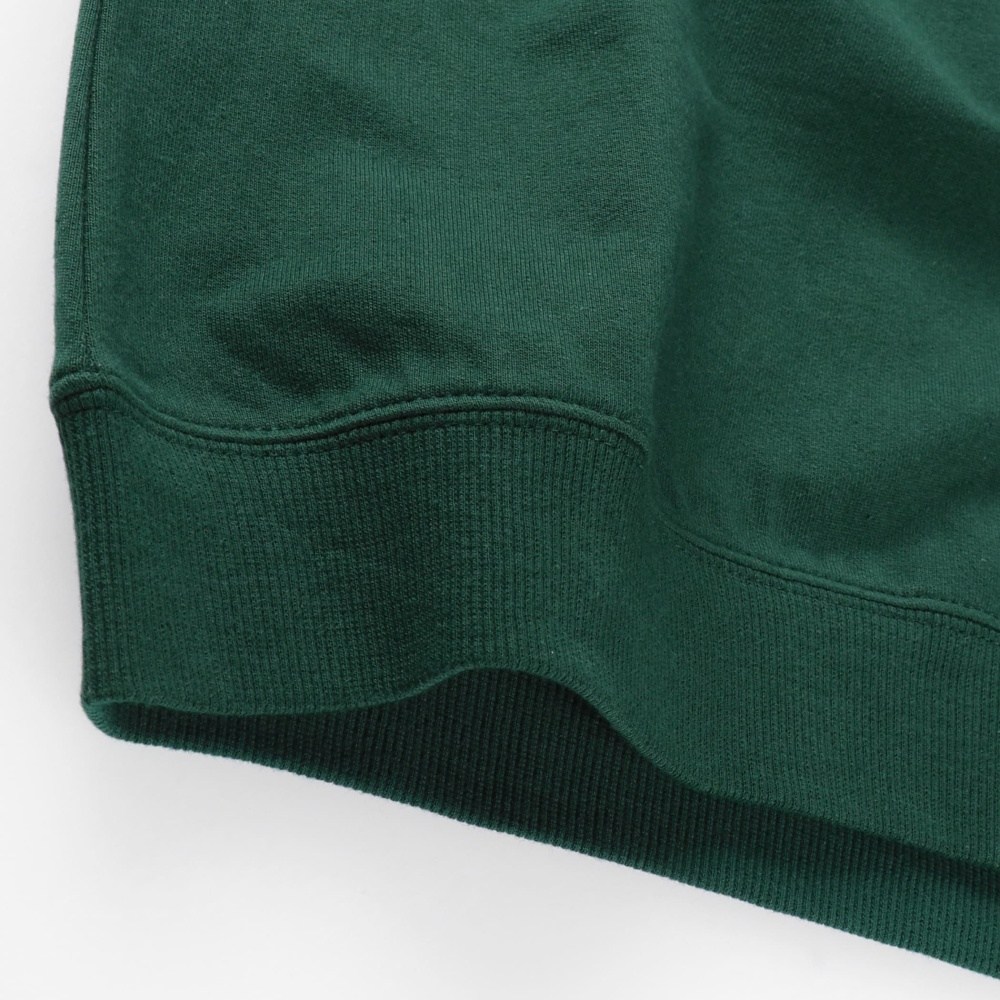 ダークグリーン