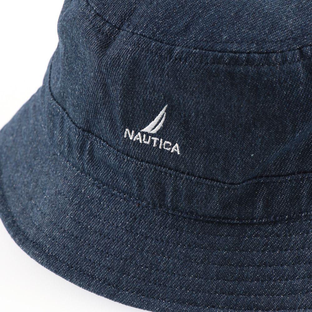 ネイビーブルー