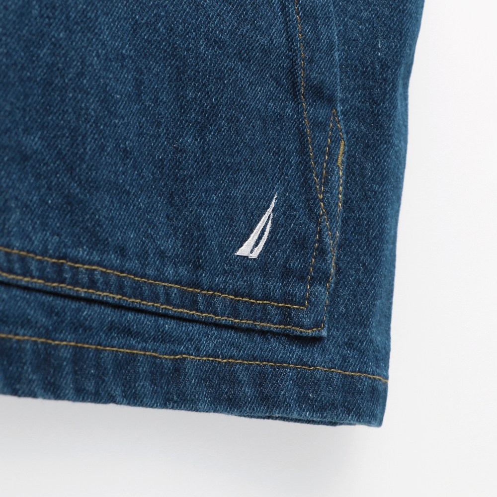 ネイビーブルー