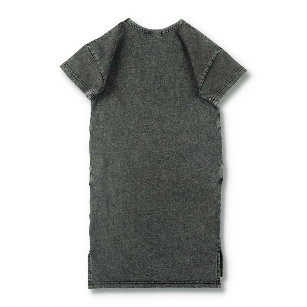 チャコールグレー